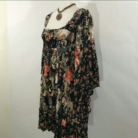 SOLD !People Rare Boho Floral Bell Sleeve Dress - Picture 6 of 12
